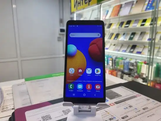Samsung Galaxy A01, фотография 1
