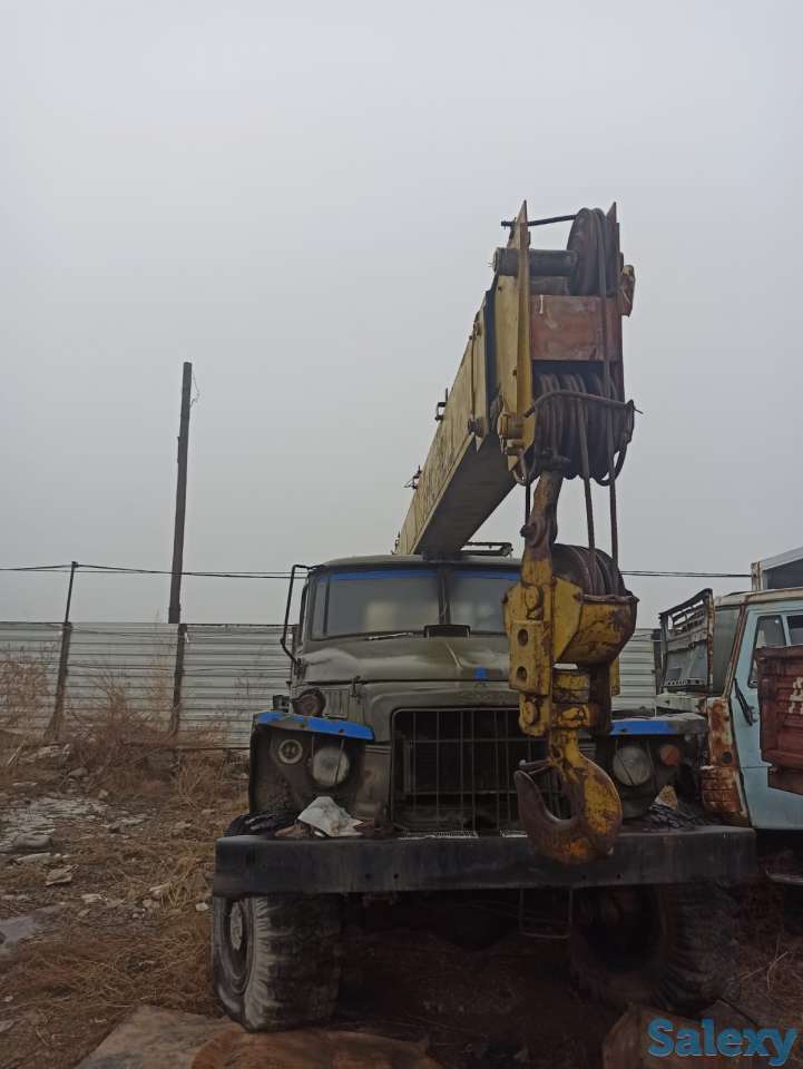 продам автокран Урал КС-3577 Грузоподъемность: 16 т Вылет стрелы: 16 м, фотография 3