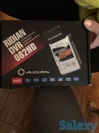 Автомобильный цифровой видеорегистратор, фотография 1