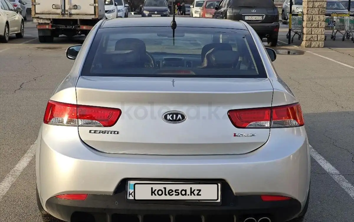 Kia Cerato 2012 г., фотография 3