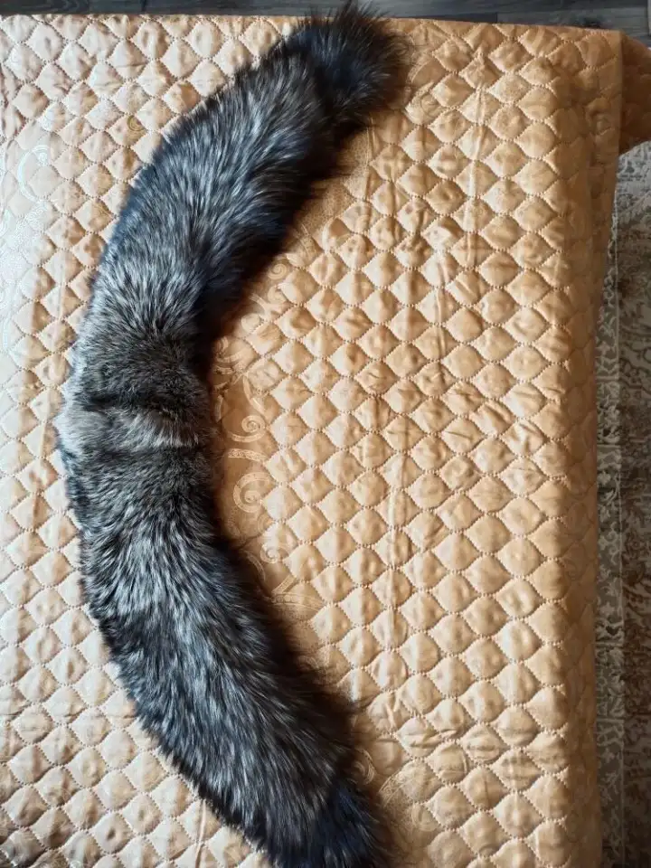 Берет фетровый, воротник чернобурка, фотография 2