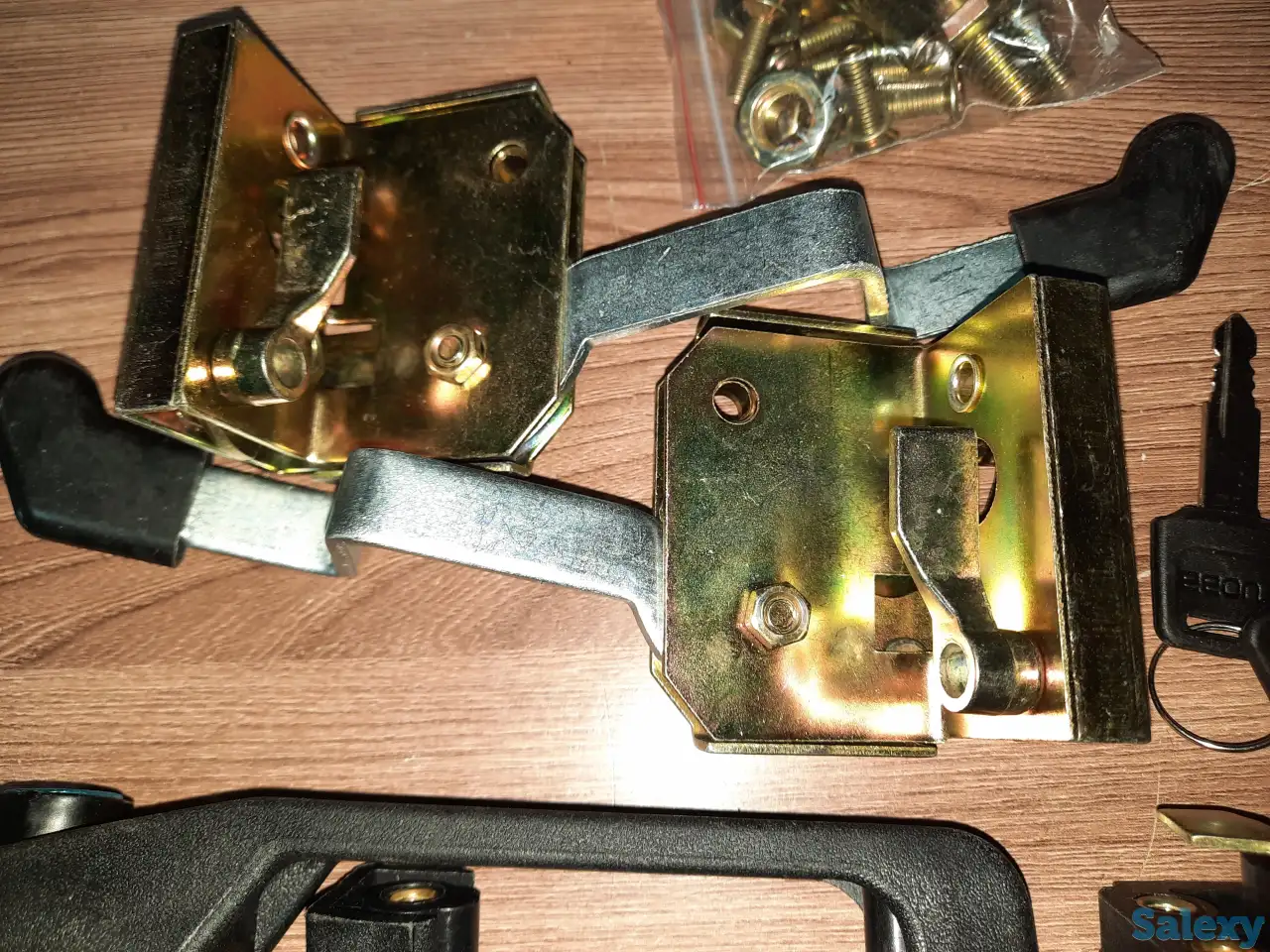 Дверные ручки на погрузчики, фотография 1