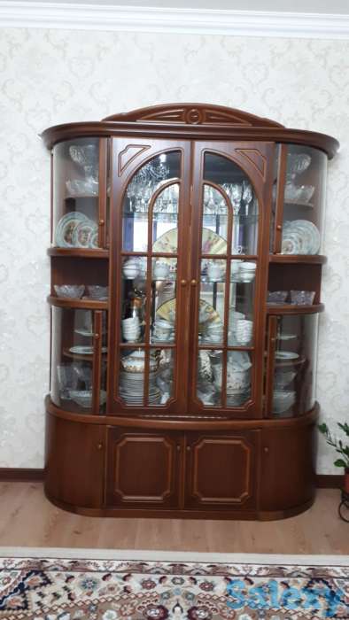 продам сервант, фотография 1