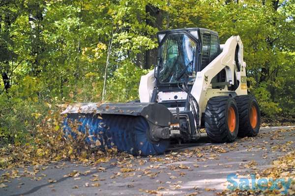 Аренда трактора с щеткой, фотография 1