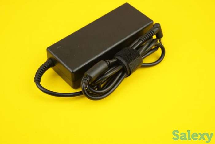 Зарядка (блок питания) для ноутбука, фотография 1