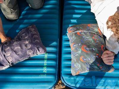 Подушка therm-a-rest compressible pillow medium funguy print, фотография 4