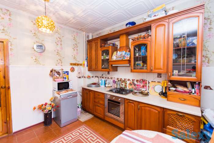 3-комнатная квартира, 71.3 м², 1/9 этаж, мкр Жетысу-2 30 — Абая, фотография 2