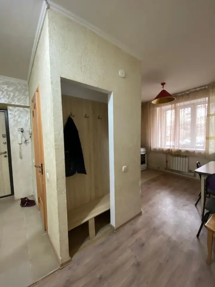 Сдаем улучшенную двухкомнатную квартиру, ул. Серикова 19, фотография 2