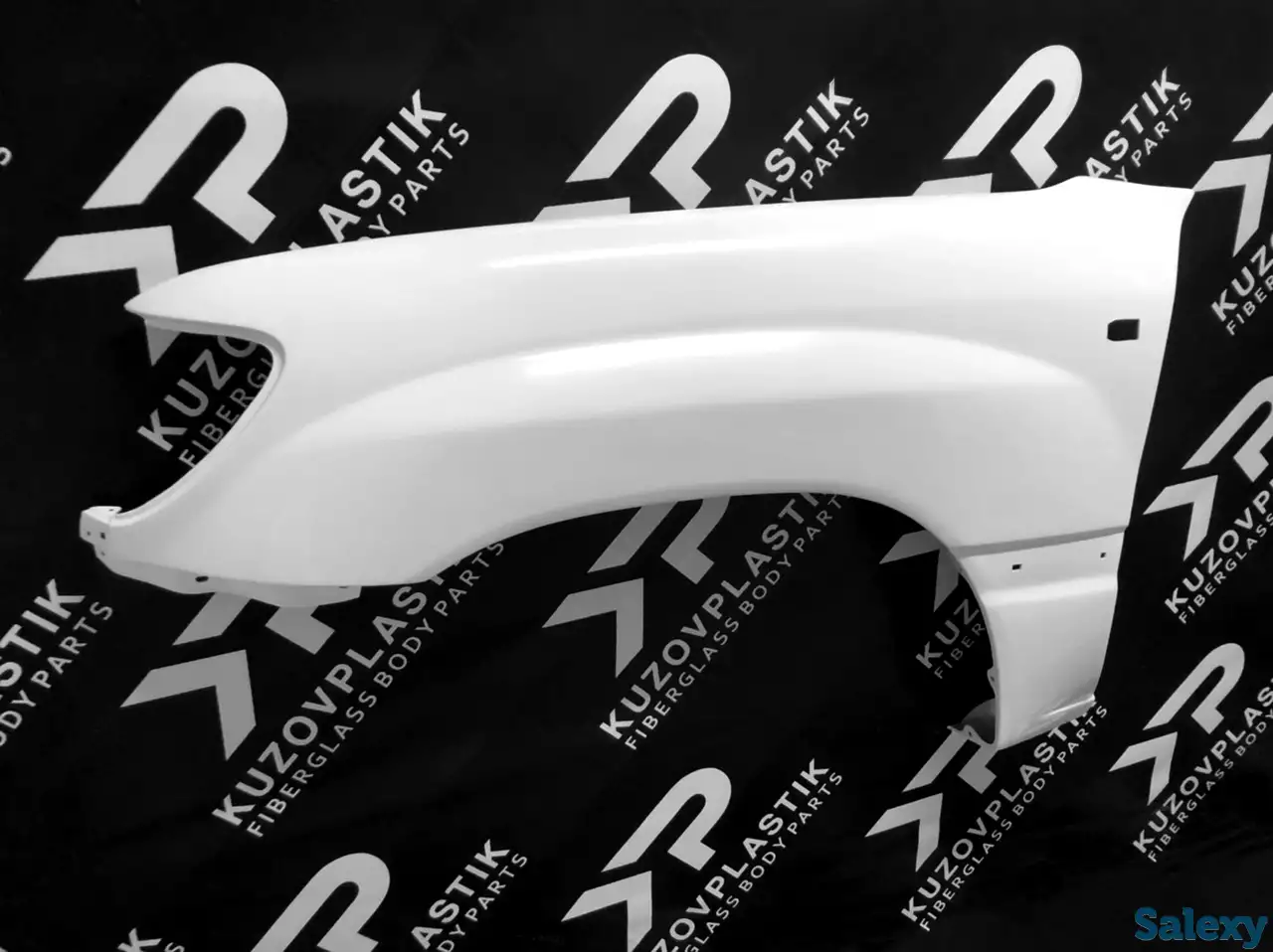 Крыло на Тойота Land Cruiser 100 из стеклопластика., фотография 1