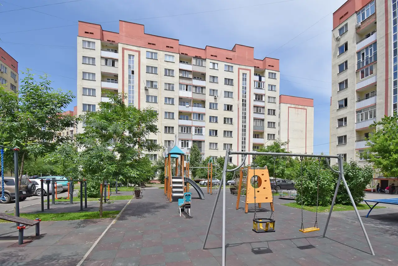 2-комнатная улучшенная мкр. Жас Канат, фотография 1