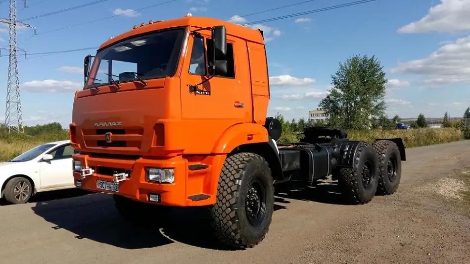 КАМАЗ 44108 тягач, фотография 1