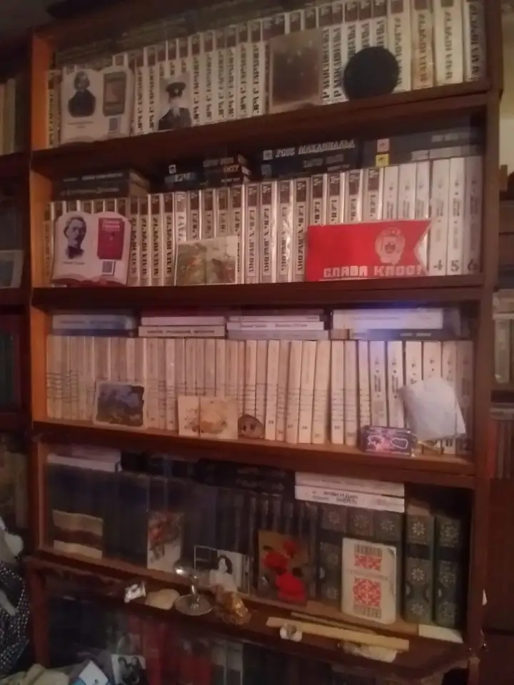 Продам большую домашнюю библиотеку, оптом и в розницу, фотография 2