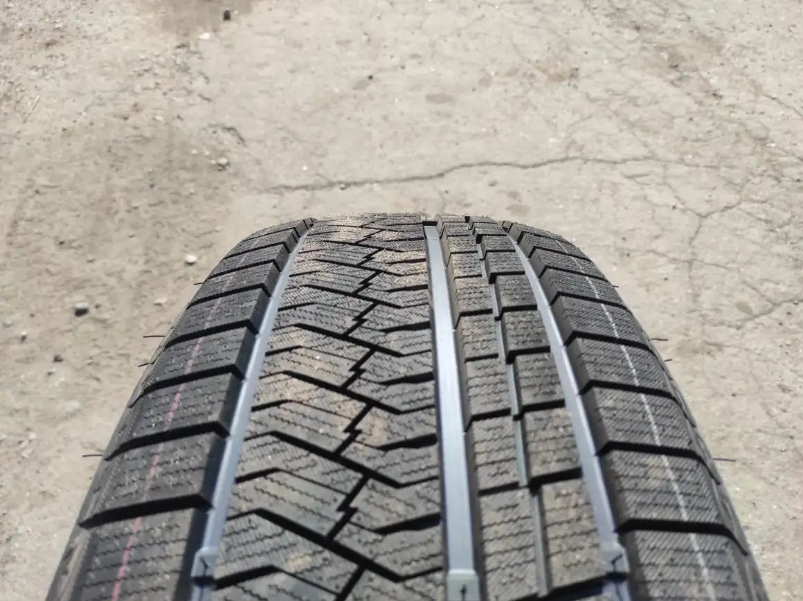 245.65.17 Triangle PL02 111H, фотография 1