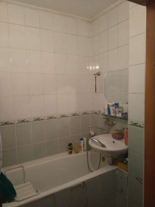 Продам 2 комнатную улучшенную в аксае 1 а , фотография 5