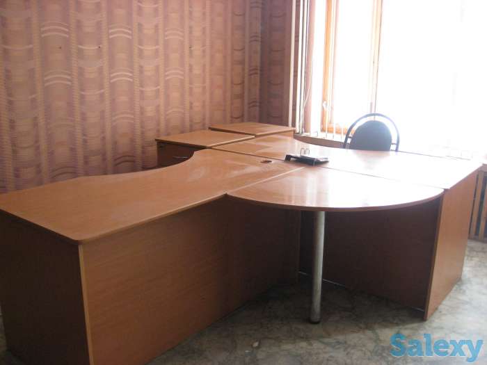 Продам офисные столы с тумбами, фотография 2