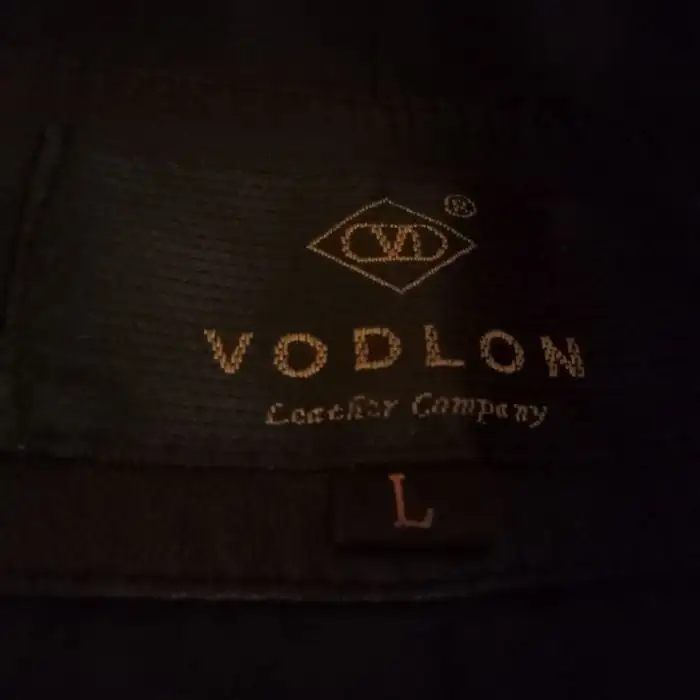 Кардиган и кожаный натуральный плащ, фотография 5