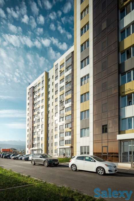 Продается 1 комнатная квартира 43м.кв., кухня 15 м.кв. с выходом на балкон, фотография 1