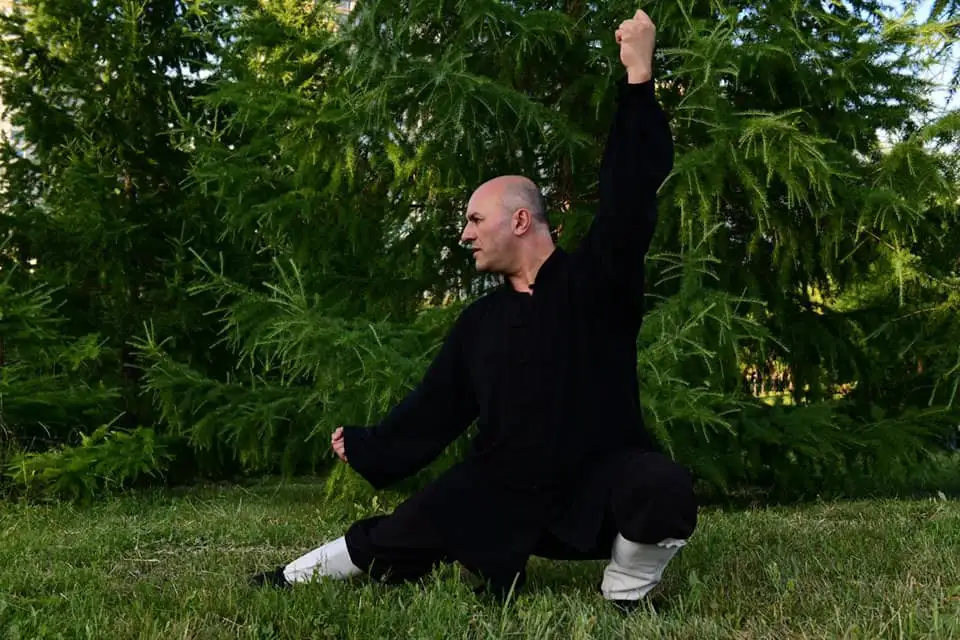 Занятия Цигун и Ушу по вечерам в Астане, на левом берегу., фотография 3