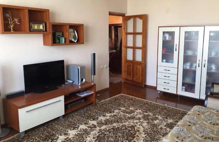 2-комнатная квартира, Мкр казахфильм, фотография 1