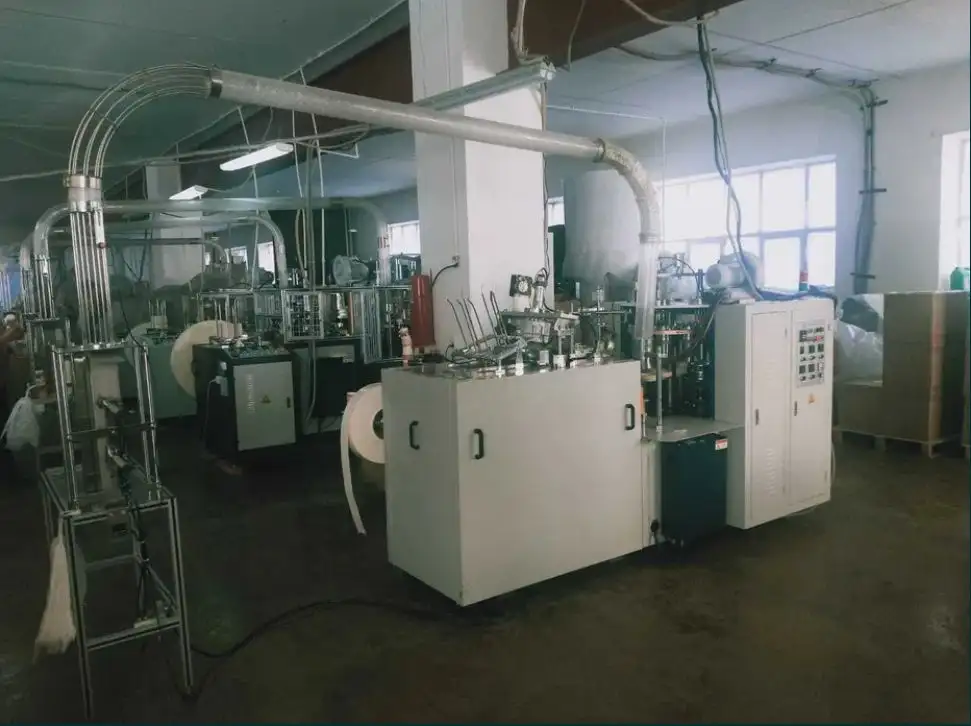 Продаем машину по производству бумажных стаканов, фотография 1