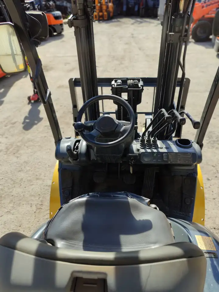 Кара Komatsu FG25T-16 Свежедоставленная из Японии, фотография 5