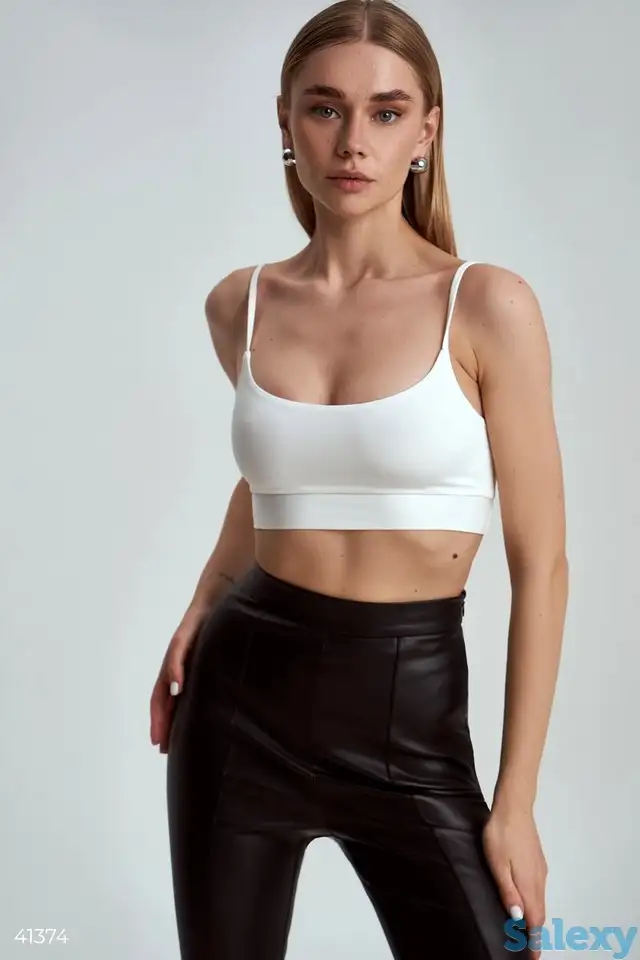 Молочный классический топ, фотография 2