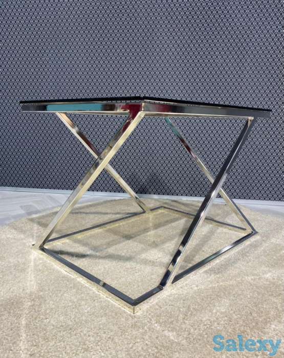 Металлизированный стол 