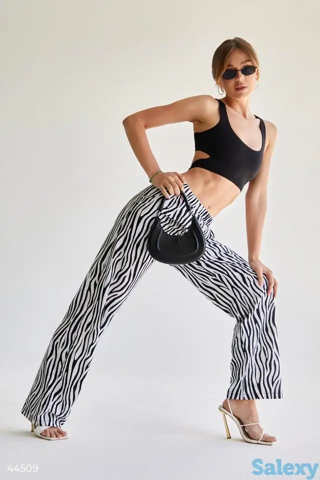 Штаны свободного кроя с принтом, фотография 1