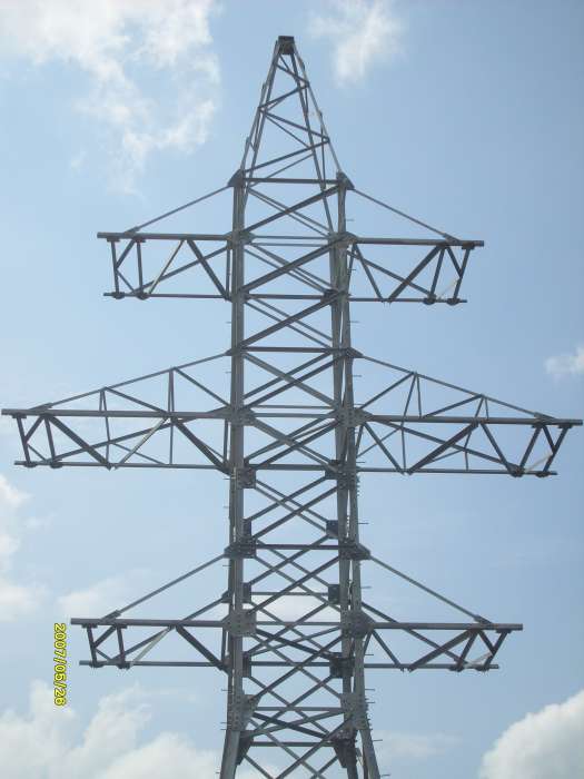 Опоры ЛЭП металлические, фотография 7