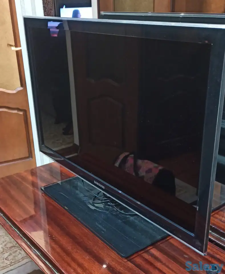 Стол-тумба раскладной+телевизор, фотография 3