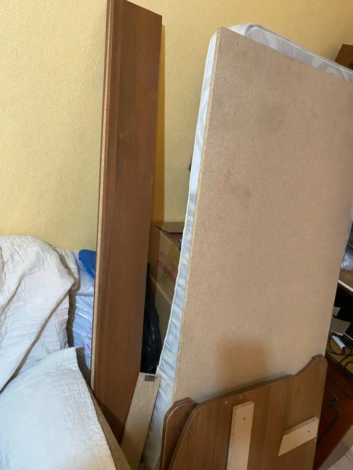 Продам кровать в хорошем состоянии вместе с матрасом, фотография 2