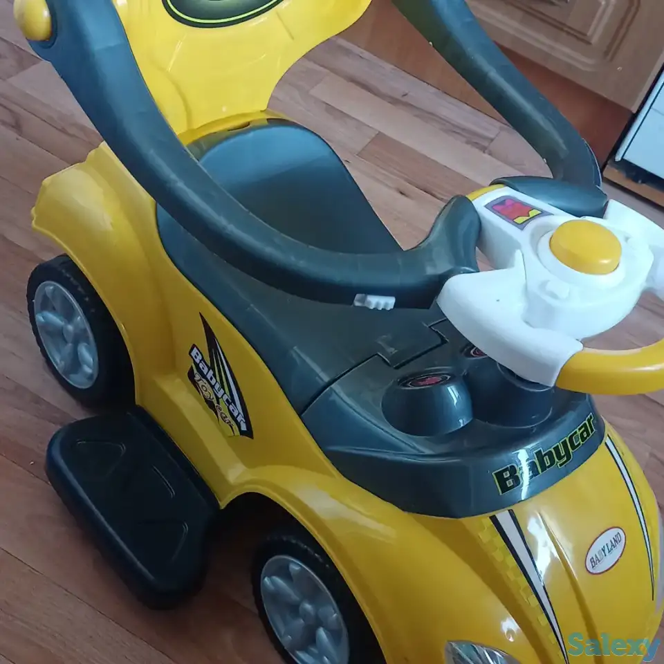 Продам детскую машинку с ручкой, фотография 4