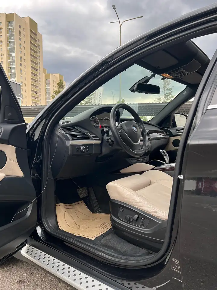 BMW X6 2009 г., фотография 6
