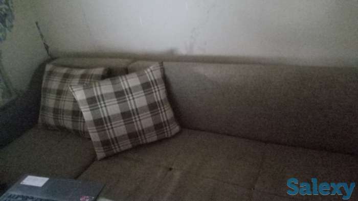 срочно продам диван угловой раздвижной недорого в отличном состоянии,район Жандосова Берегового, фотография 2