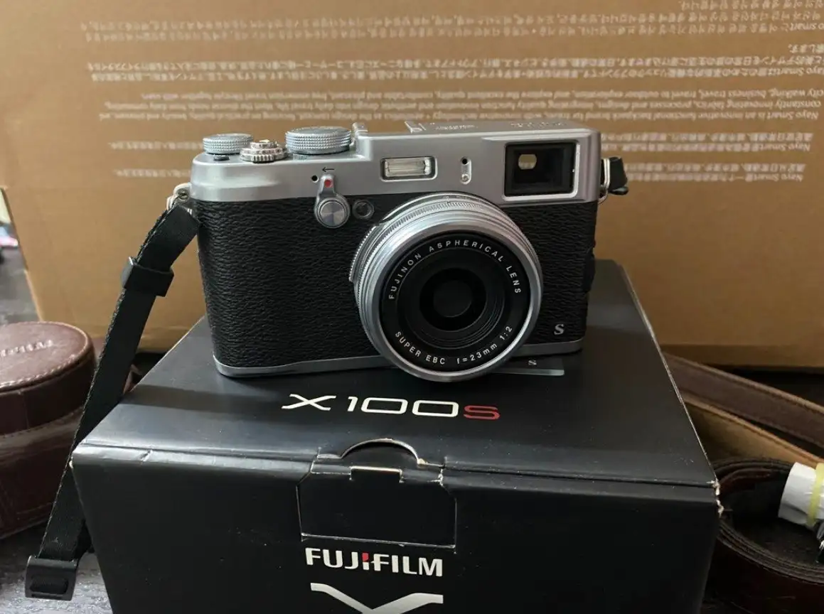 Оригинальная камера Fujifilm X100S с гарантией, фотография 1