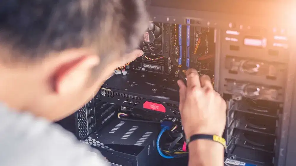 Сложный ремонт ноутбуков, микросхем, плат, видеокарт, замена чипов тд., фотография 1