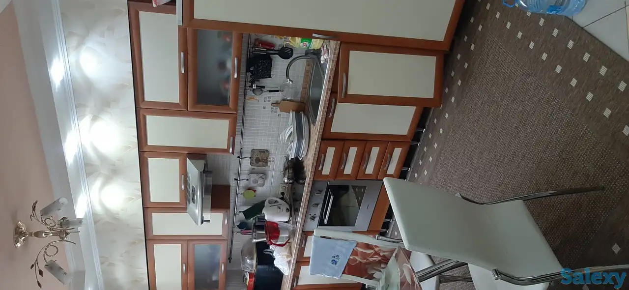 Кухонный гарнитур, фотография 1