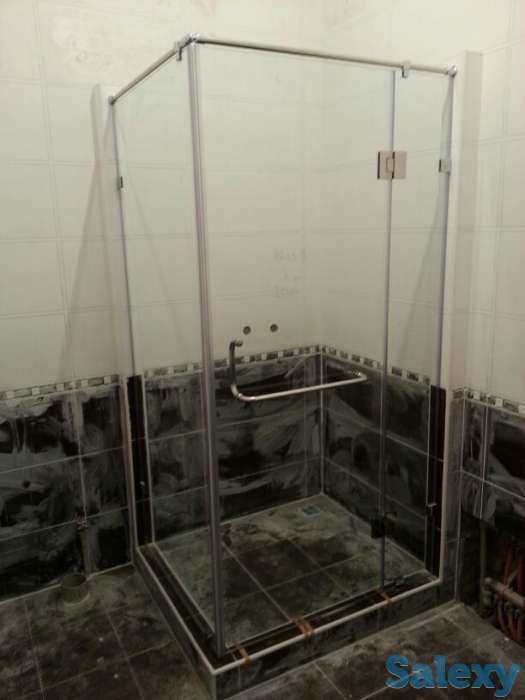 Стеклянные душевые кабины и перегородки, фотография 1