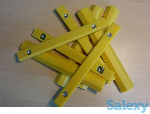 Текстолиты на стрелу на лапы на экскаватор-погрузчик Hidromek 102B, 102S., фотография 1