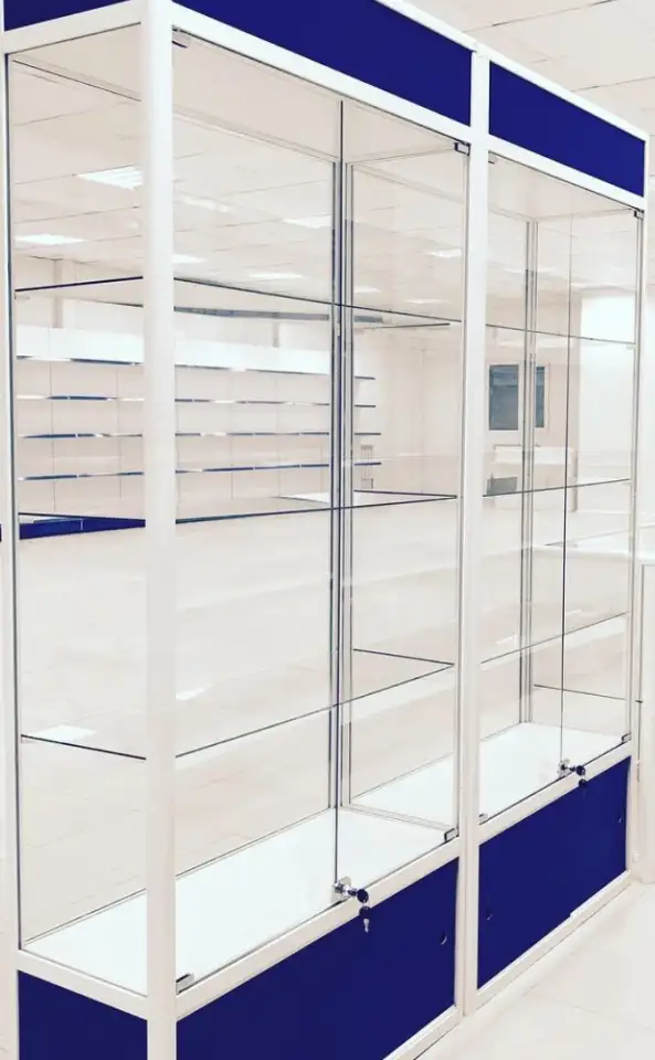 Витрины бу для магазина, фотография 2