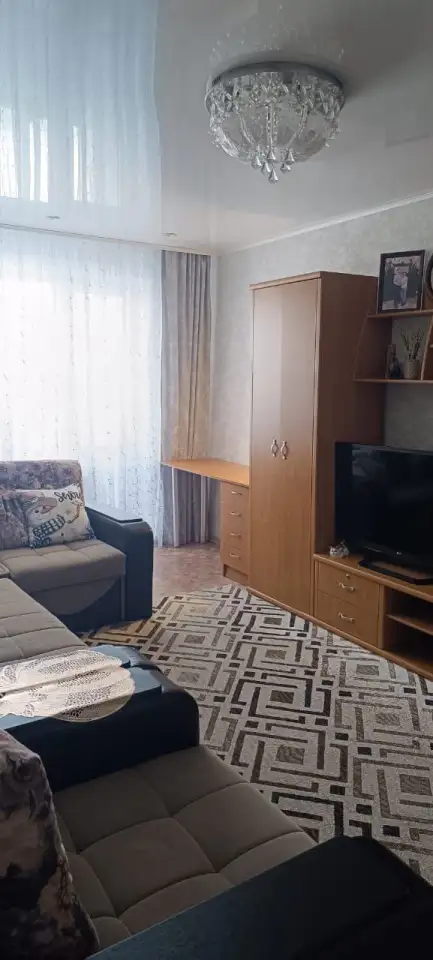 Продам 3-х комнатную квартиру в Шахтинске, Viktora Chara 5a, фотография 1