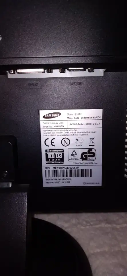 Монитор SAMSUNG 931BF, фотография 4