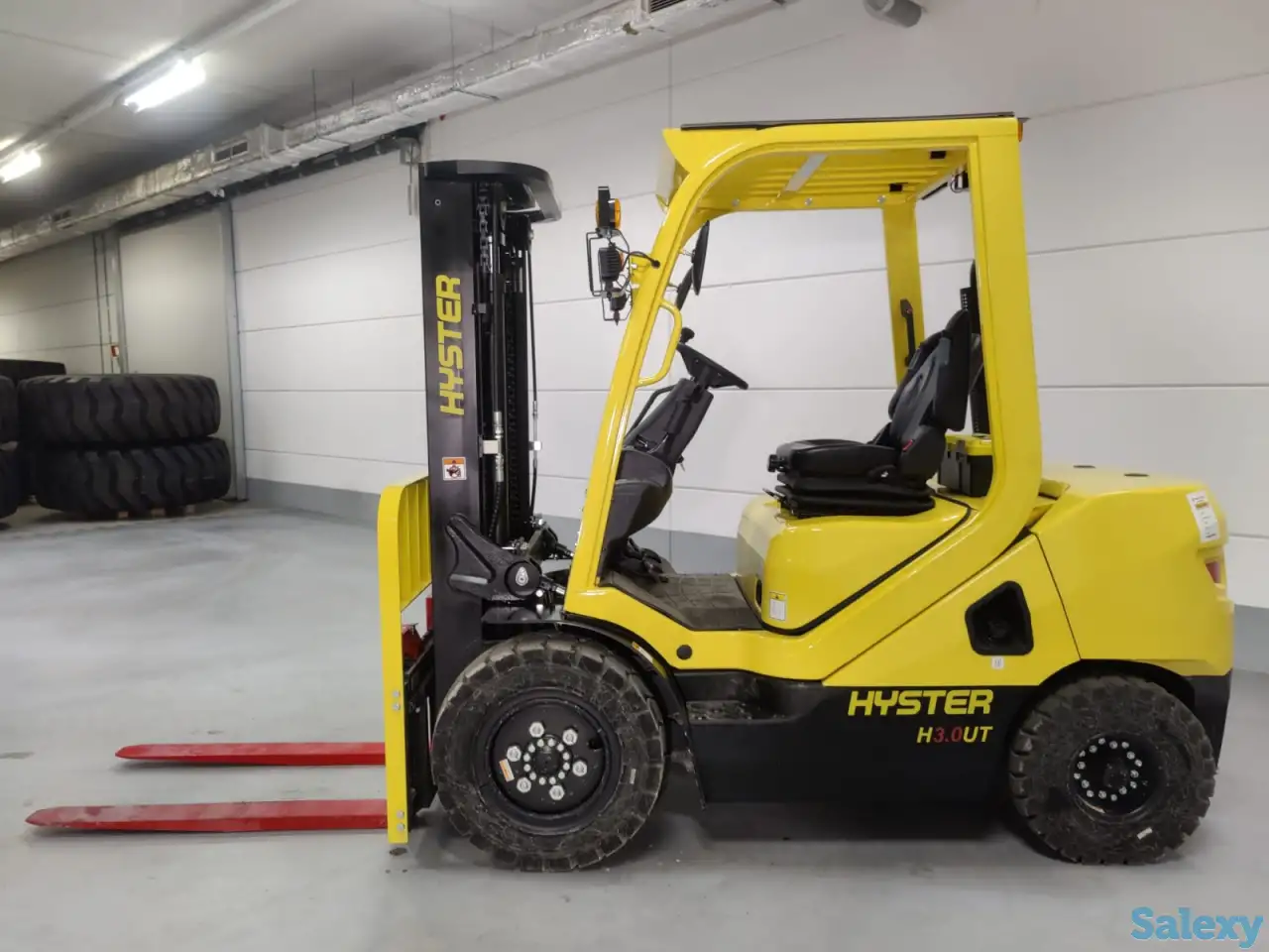 Дизельный вилочный погрузчик Hyster H3.0UT, фотография 1