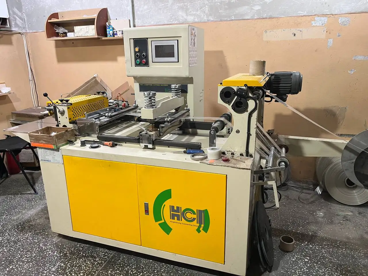   Оборудование по производству термоусадочной плёнки, этикеток и колпачков, фотография 4