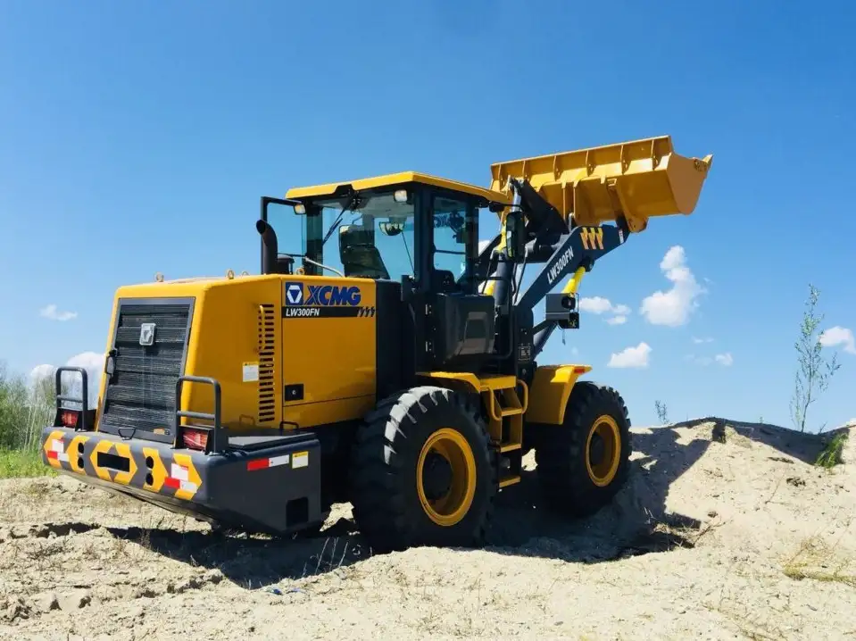 Продам фронтальный погрузчик XCMG LW300FN: 1.8 куба. РЫЧАГ..., фотография 4