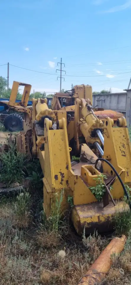 Продаются Тележки с натяжным механизмом правая и левая для Коматсу 355 Komatsu., фотография 5