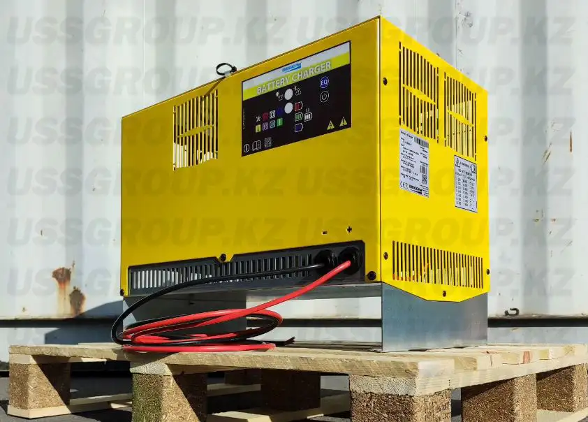 Зарядное устройство аккумулятора для вилочного погрузчика, фотография 1