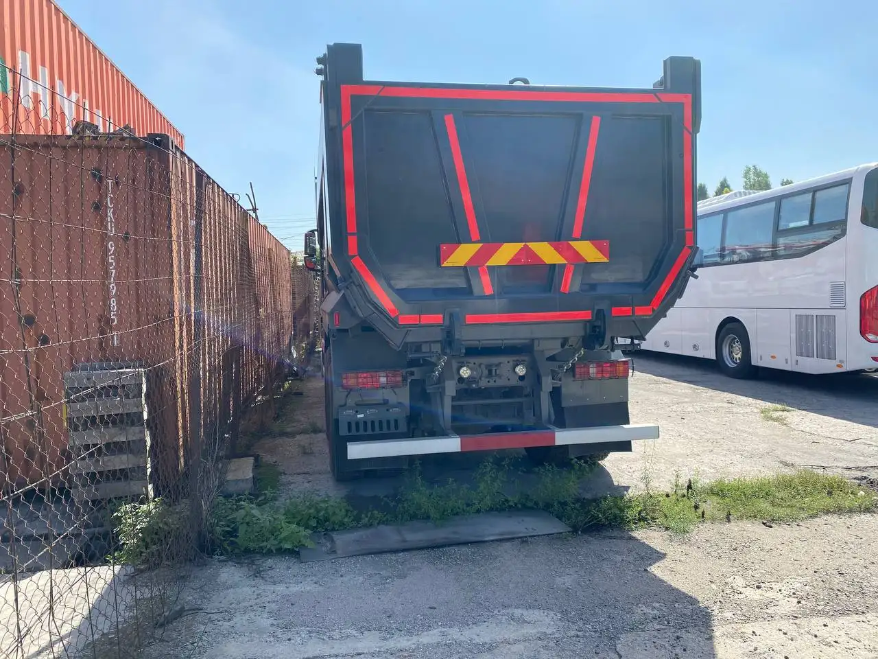 самосвал, фотография 1