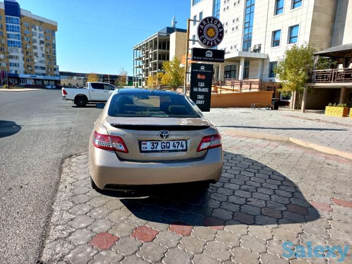 Автомашина Toyota Camry, фотография 5