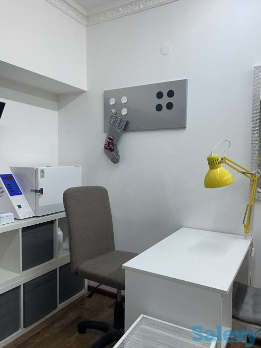 Сдам маникюрный стол в ЖК Нурсая 1, район Есиль, ул. Кунаева, 14 д, фотография 2
